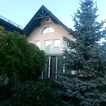 Zeleni Kakadu B&B 3*