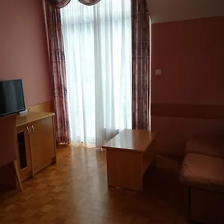 Bed and Breakfast Zeleni Kakadu 3*