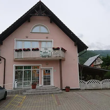 Oda ve Kahvaltı Zeleni Kakadu Maribor