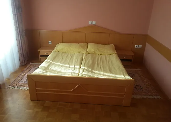 Nocleg ze śniadaniem Zeleni Kakadu Maribor