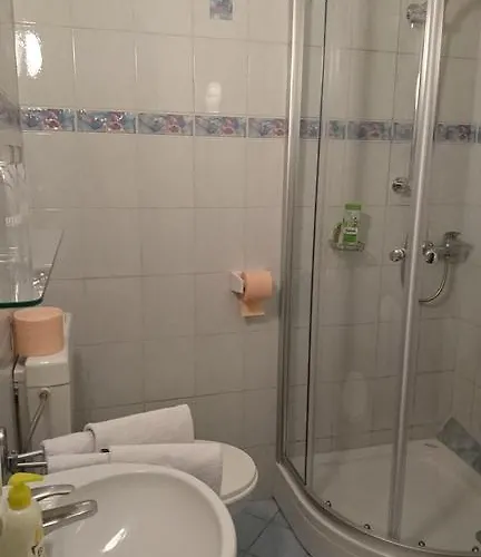 Zeleni Kakadu Maribor